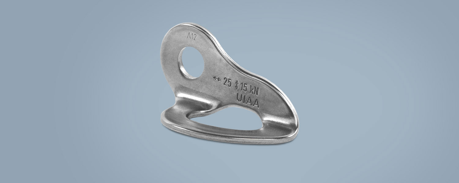 Eyeplate anchor point AISI304. Breaking strength > 25 kN