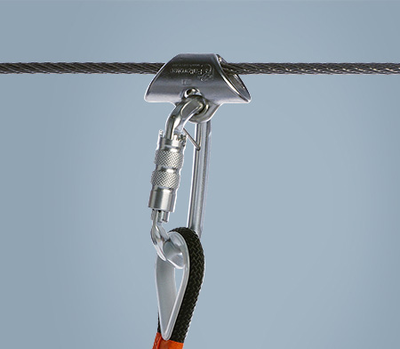 A mobile anchorage for horizontal overhead cable lifelines