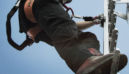 securail-vertical-rail-lifeline